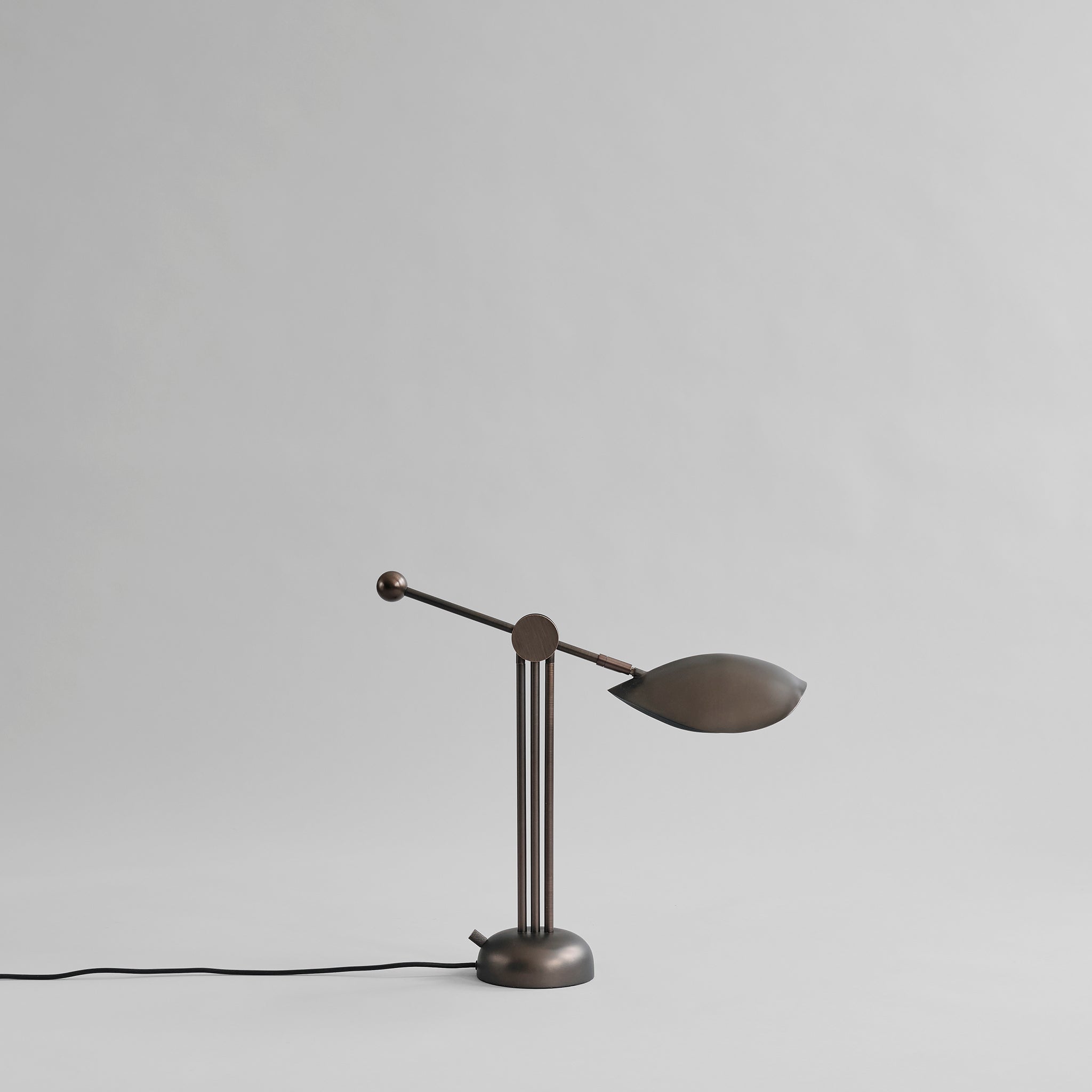 101 CPH Stingray Table Lamp - Bronze