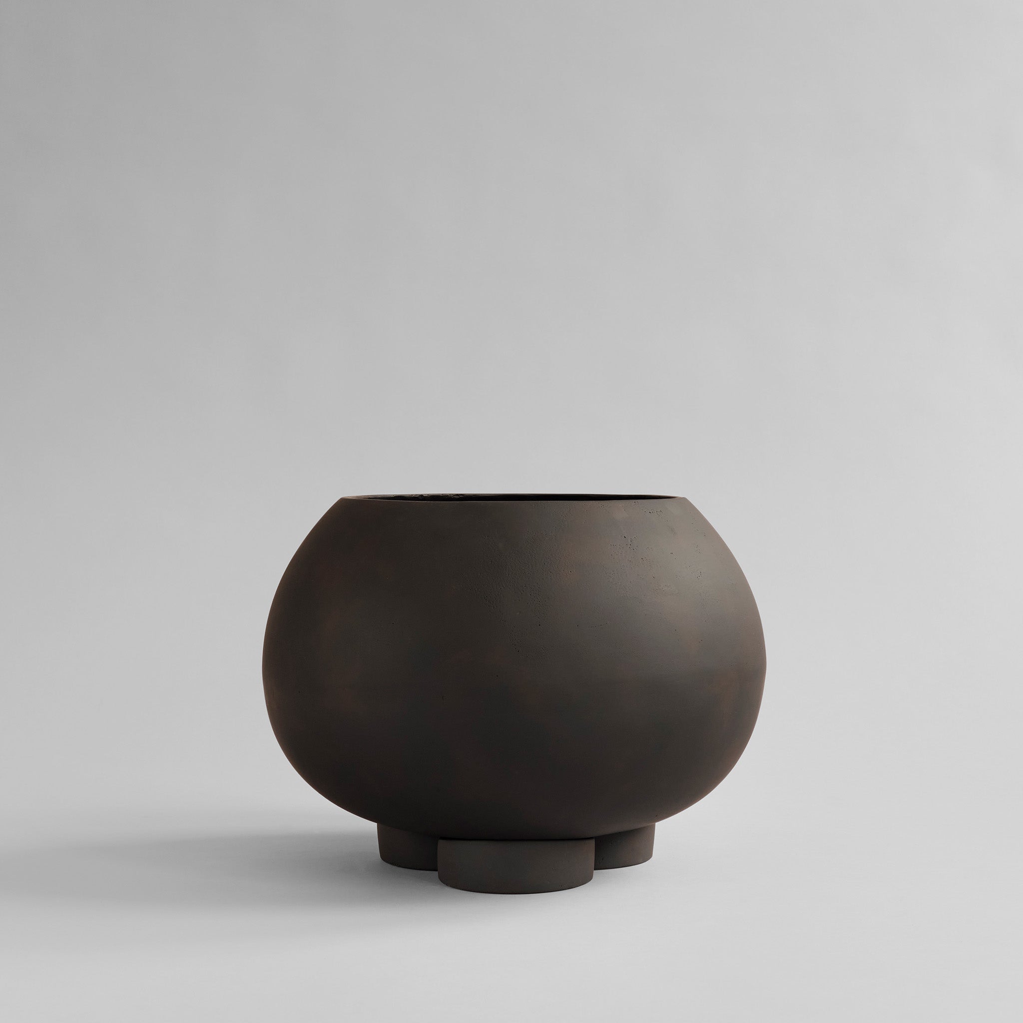 101 CPH Urchin Plant Pot, Medio - Coffee