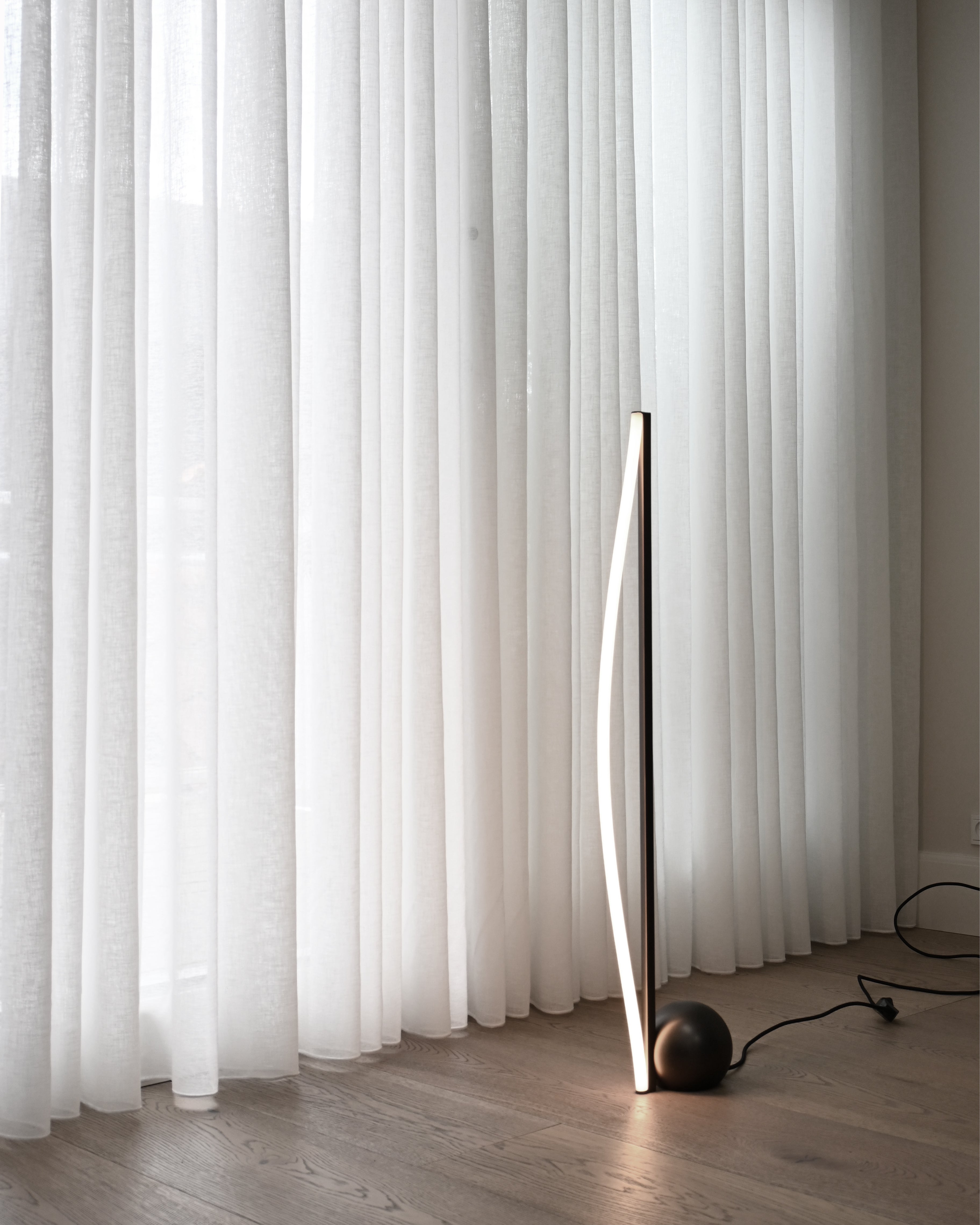 101 CPH Bow Floor Lamp - Bronze