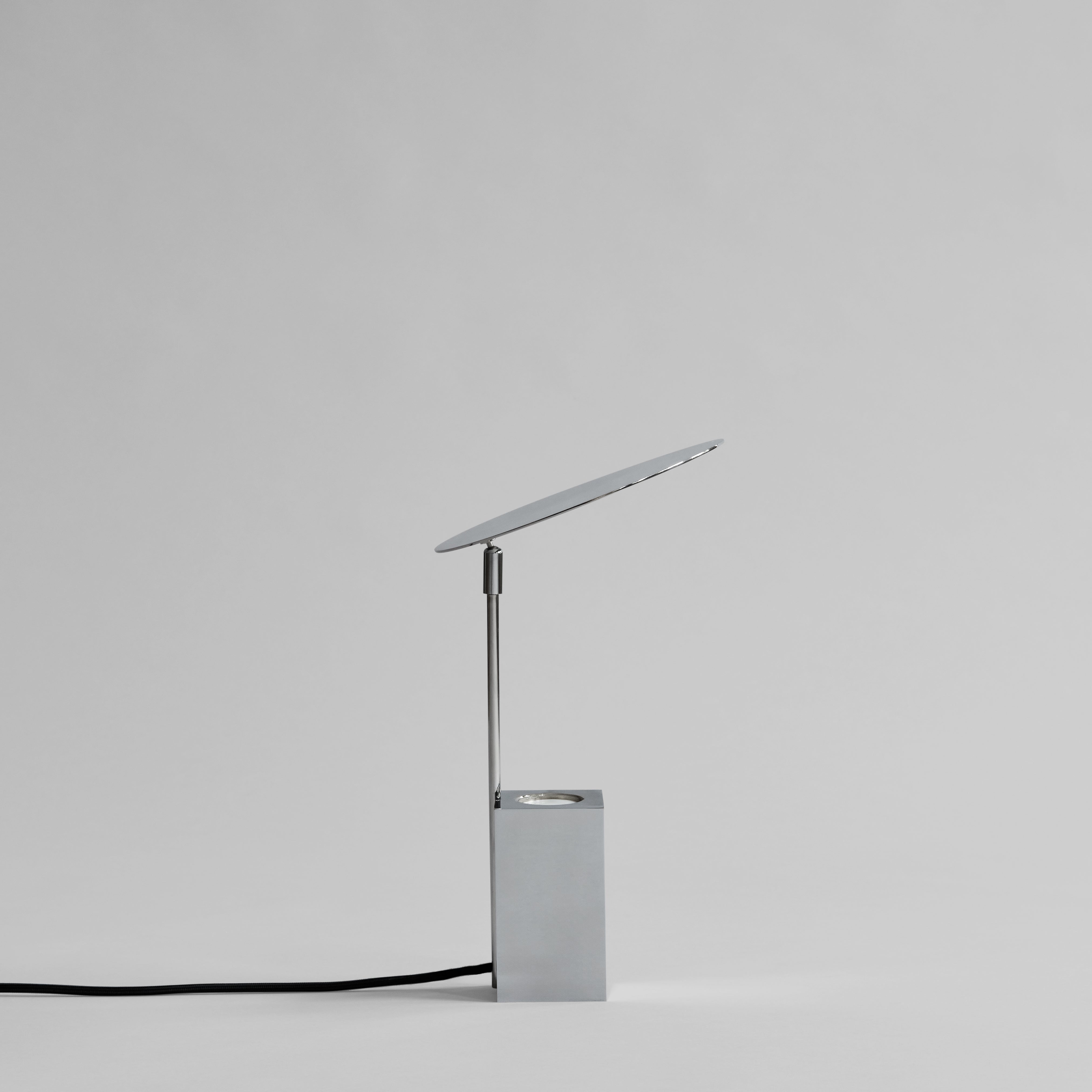 101 CPH Reflect Table Lamp - Chrome