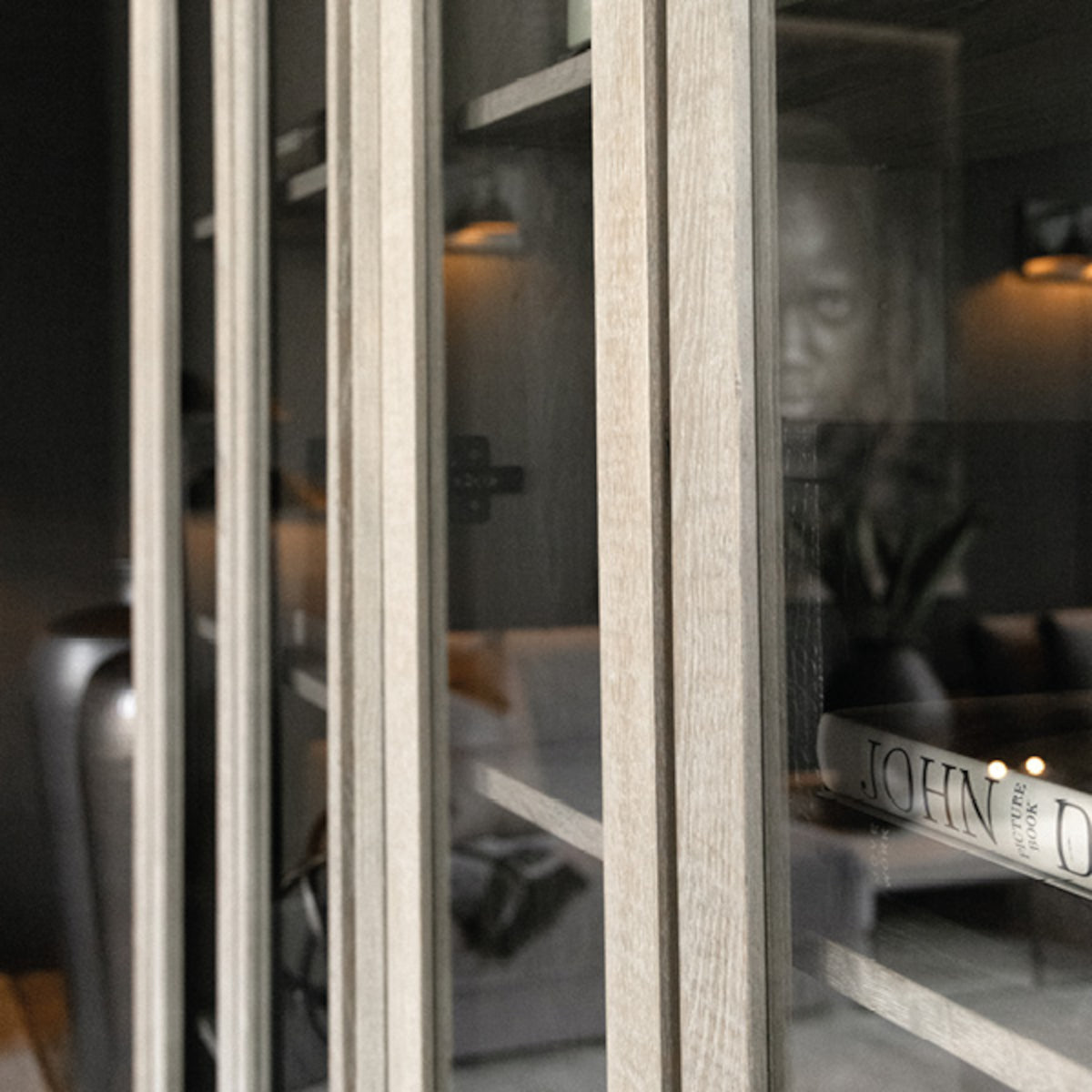 Artwood Vancouver vitrineskab - 210x80x43 - silverstone