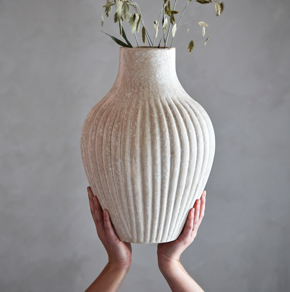 Affari of Sweden Athena vase - 37 - beige papmache