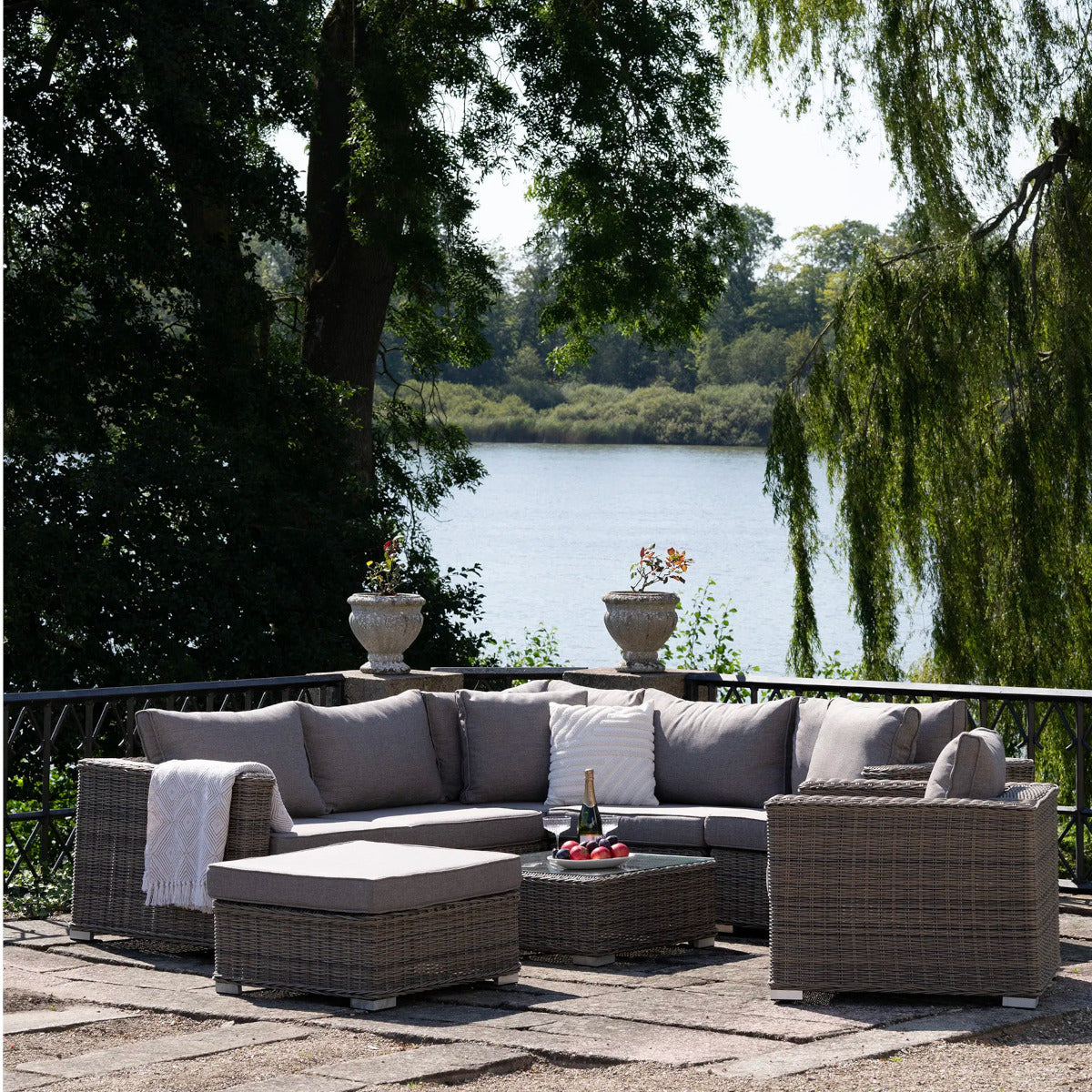 Calvi loungesæt - kubu grå poly rattan