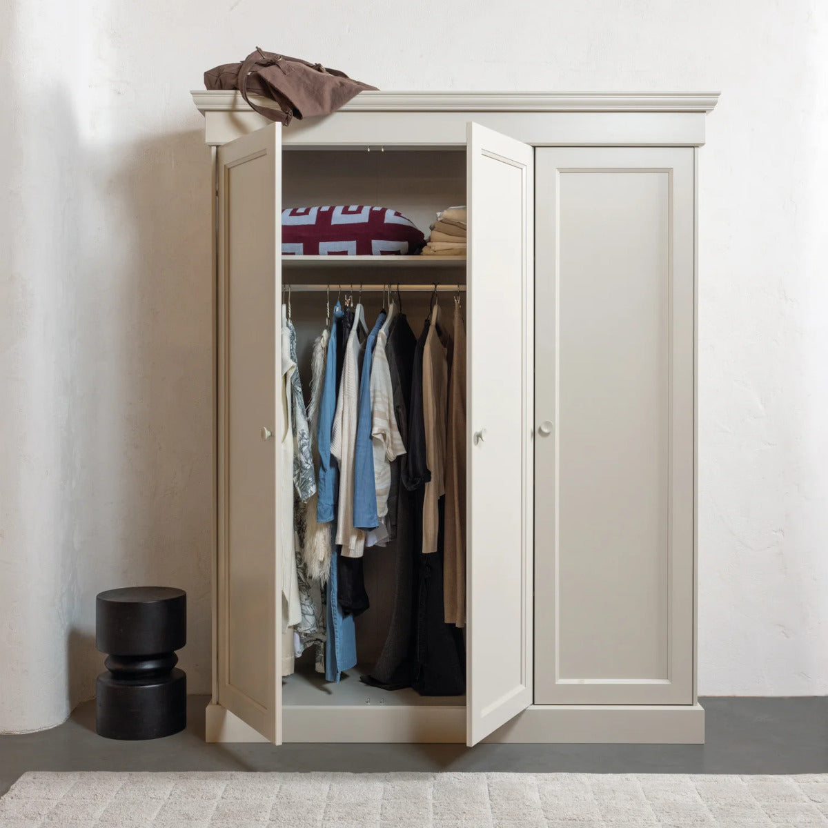 Woood Oliva garderobe - 212x171x63 - pine dust