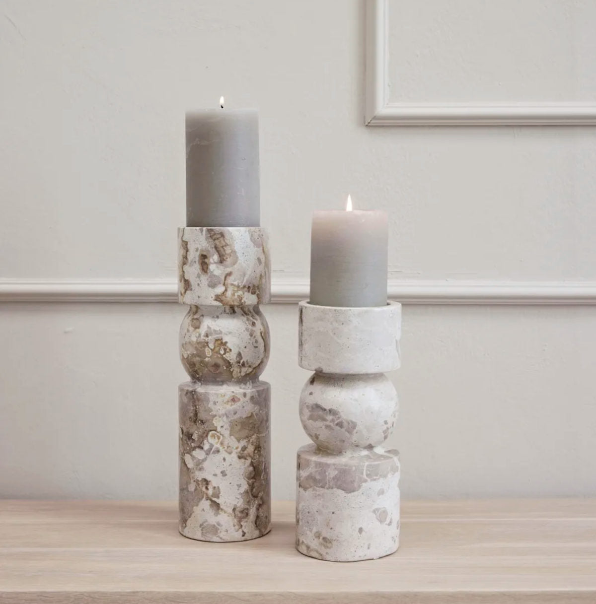 Lene Bjerre Ellia marmor lysestage - sand - 23 cm