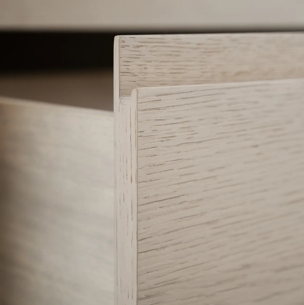 Rowico Melstone kommode - lys eg - 110x45x70