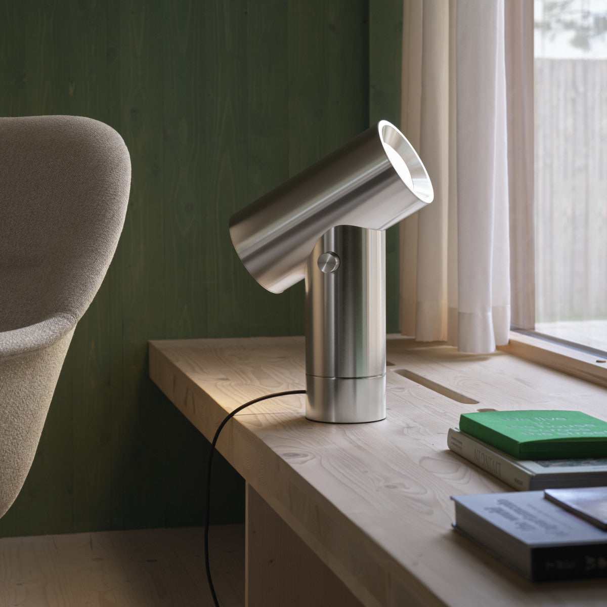 Muuto Beam Bordlampe - Aluminium