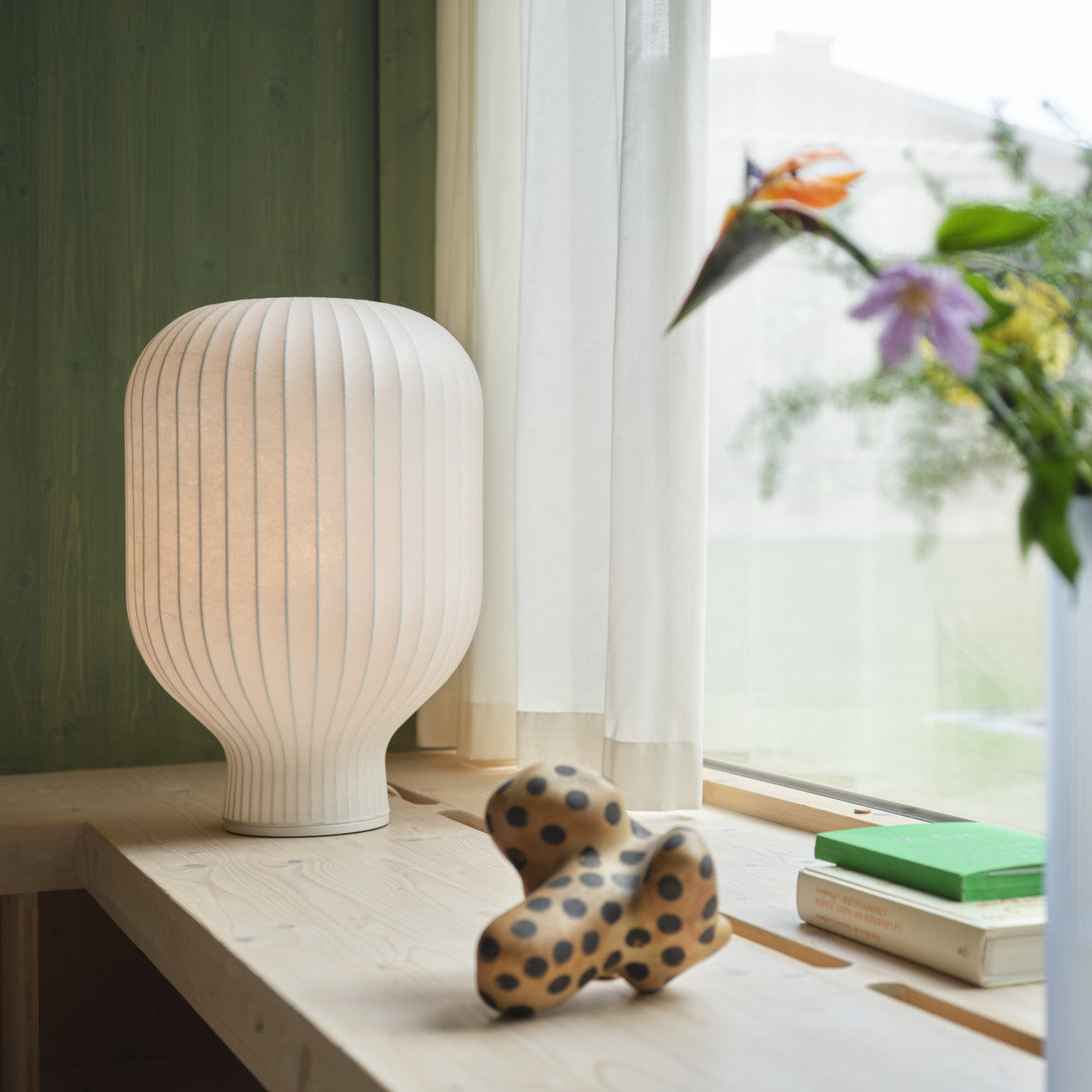 Muuto Strand Table Lamp - 39 cm