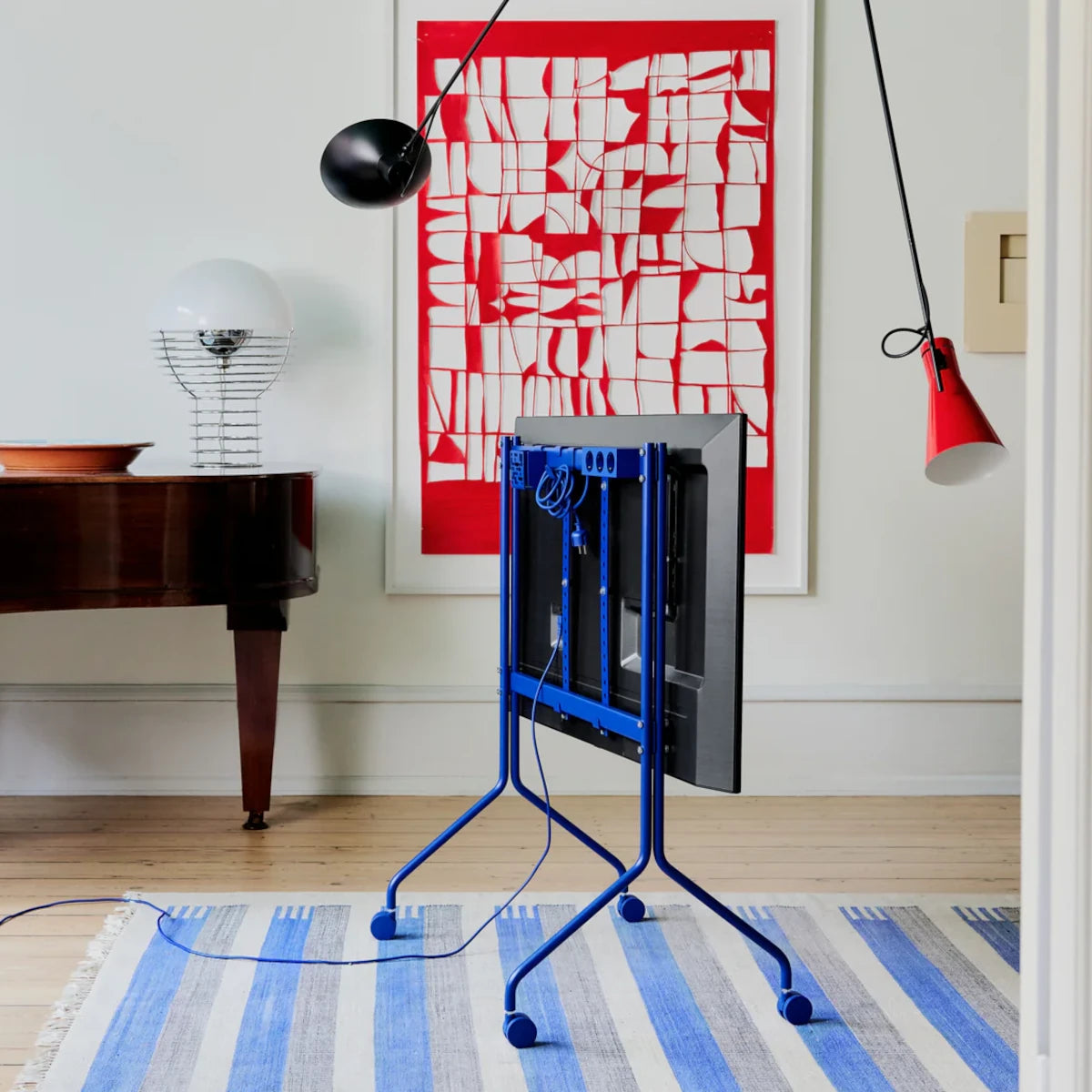 Pedestal Apple Remote Box Mount