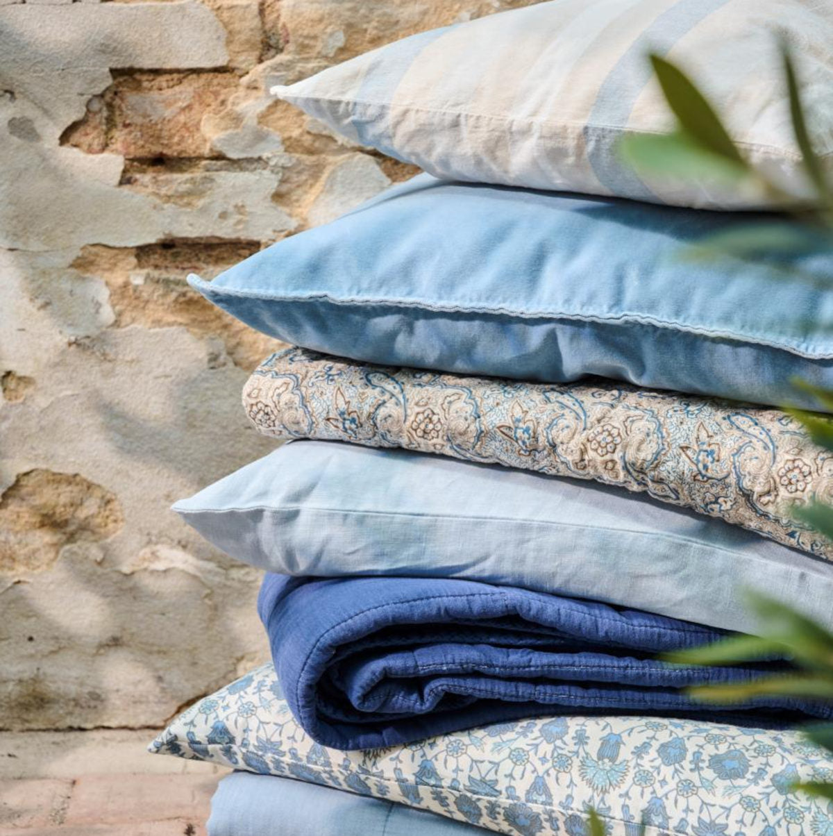 Ib Laursen Quilt plaid - blåt/brunt/sandfarvet paisley mønster