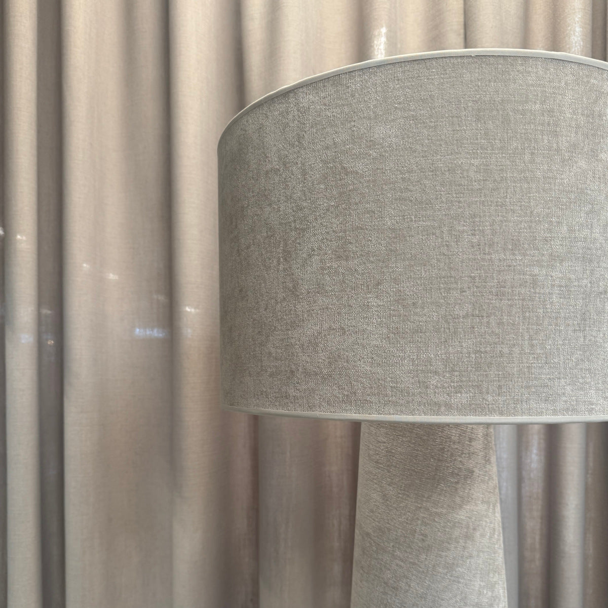 Sara Lu gulvlampe - budapest beige - 165x50