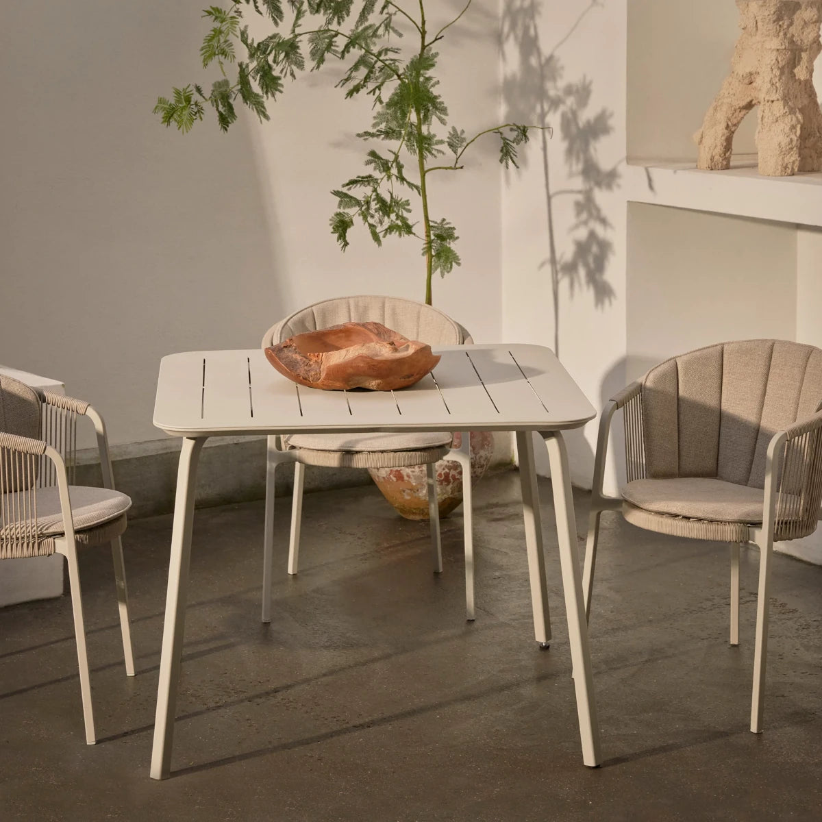 Vipp 732 Lagrasse Dining Table - Small