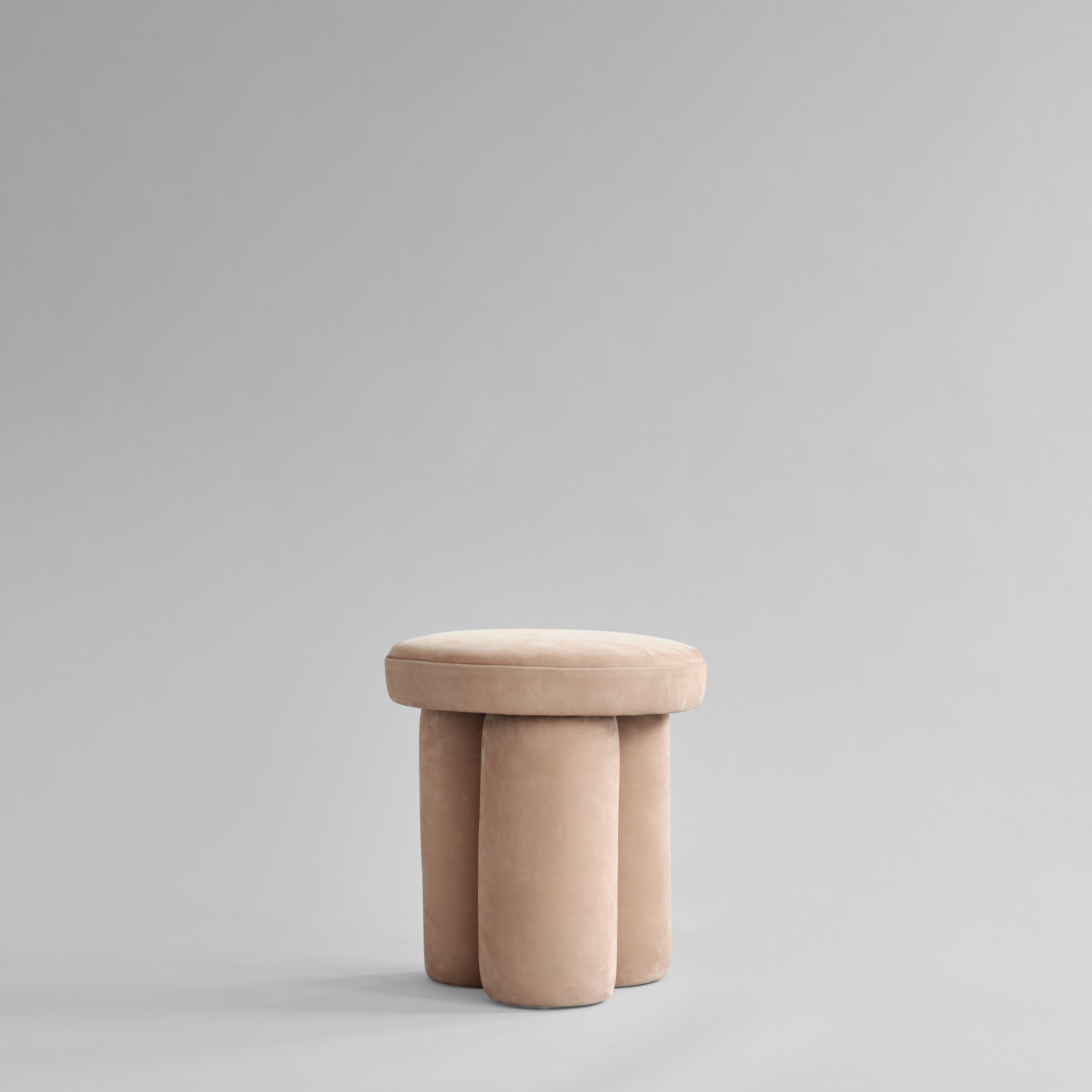 101 CPH Big Foot Stool - Nubuck