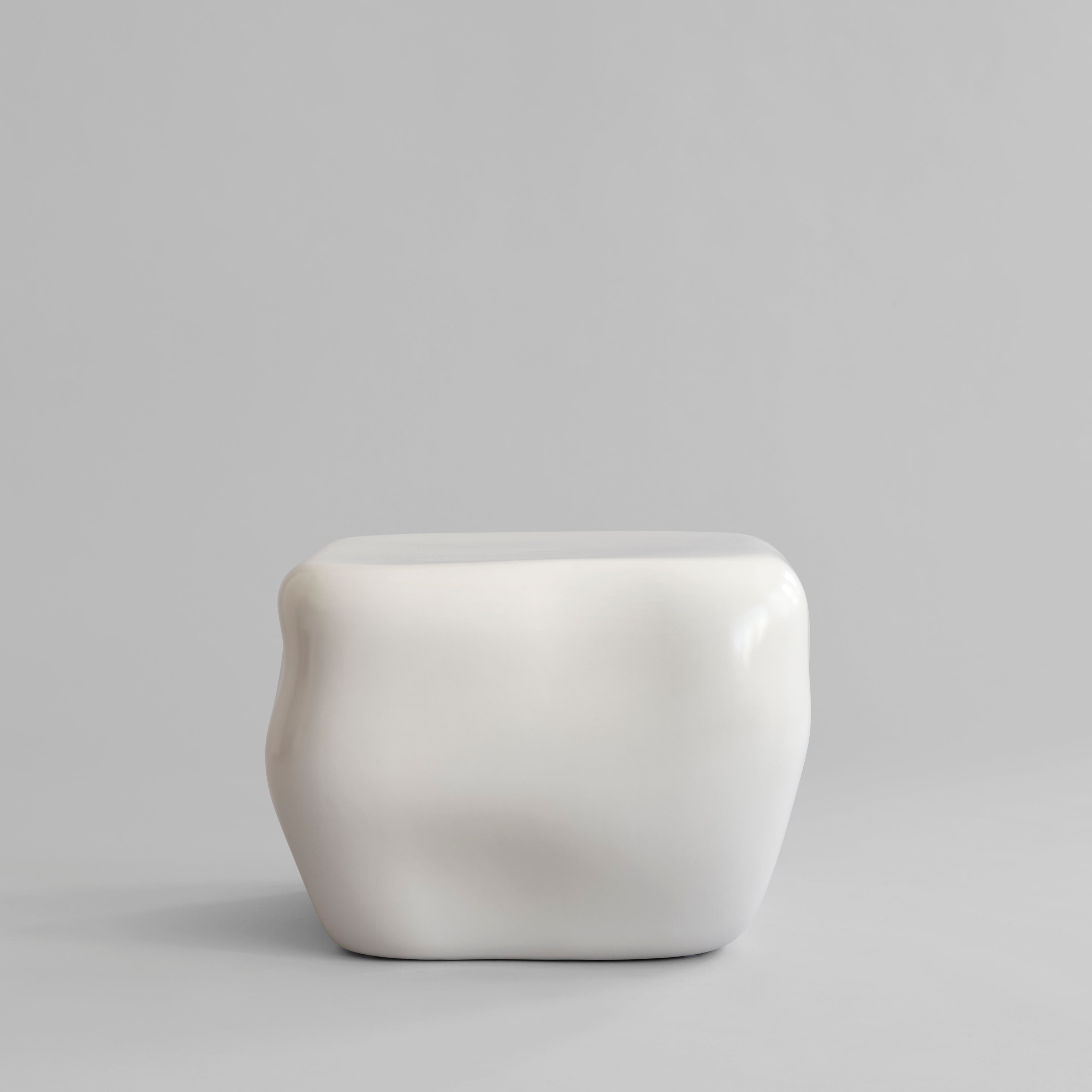 101 CPH Ishi Coffee Table, Medio - High Glaze Birch