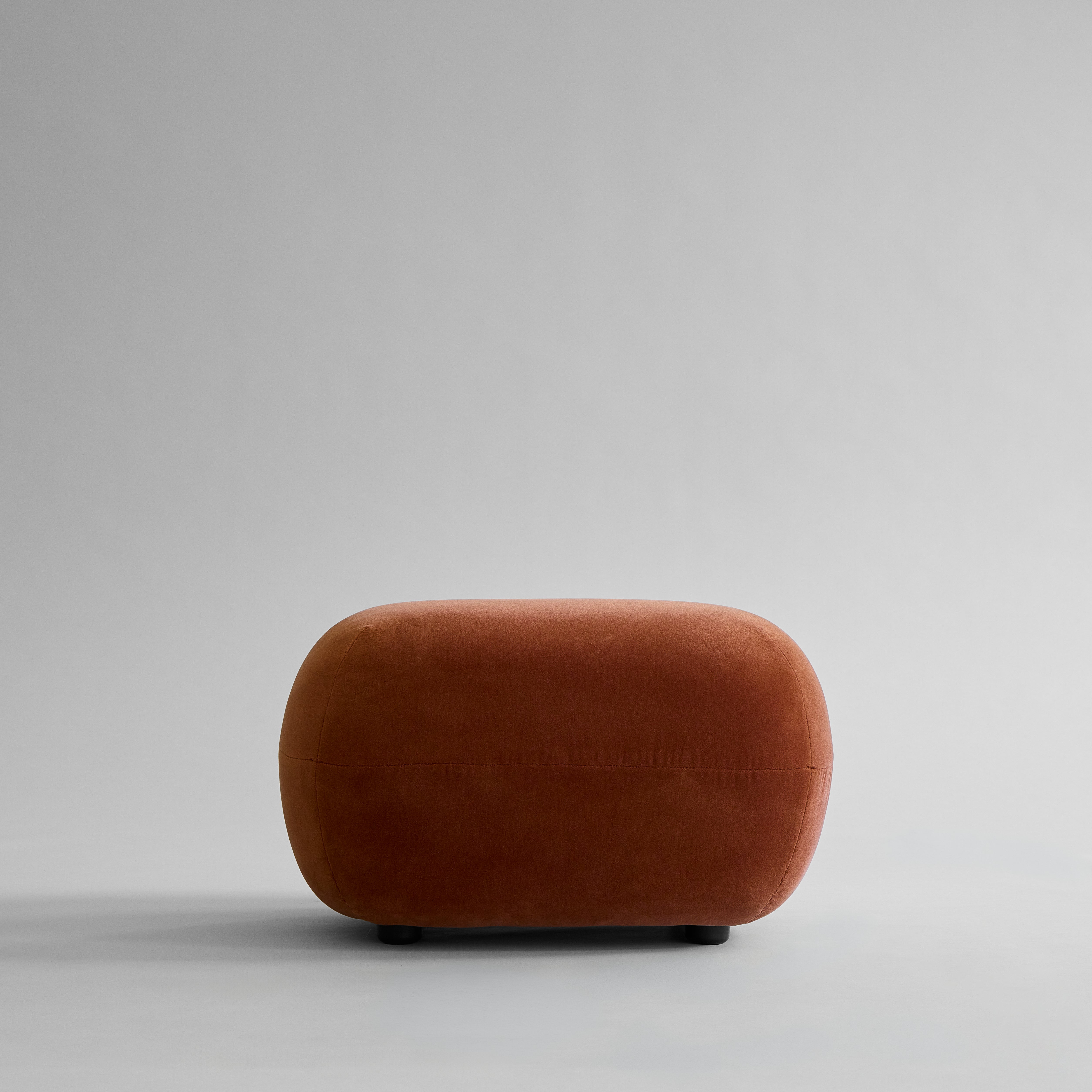 101 CPH Toe Ottoman – Rust