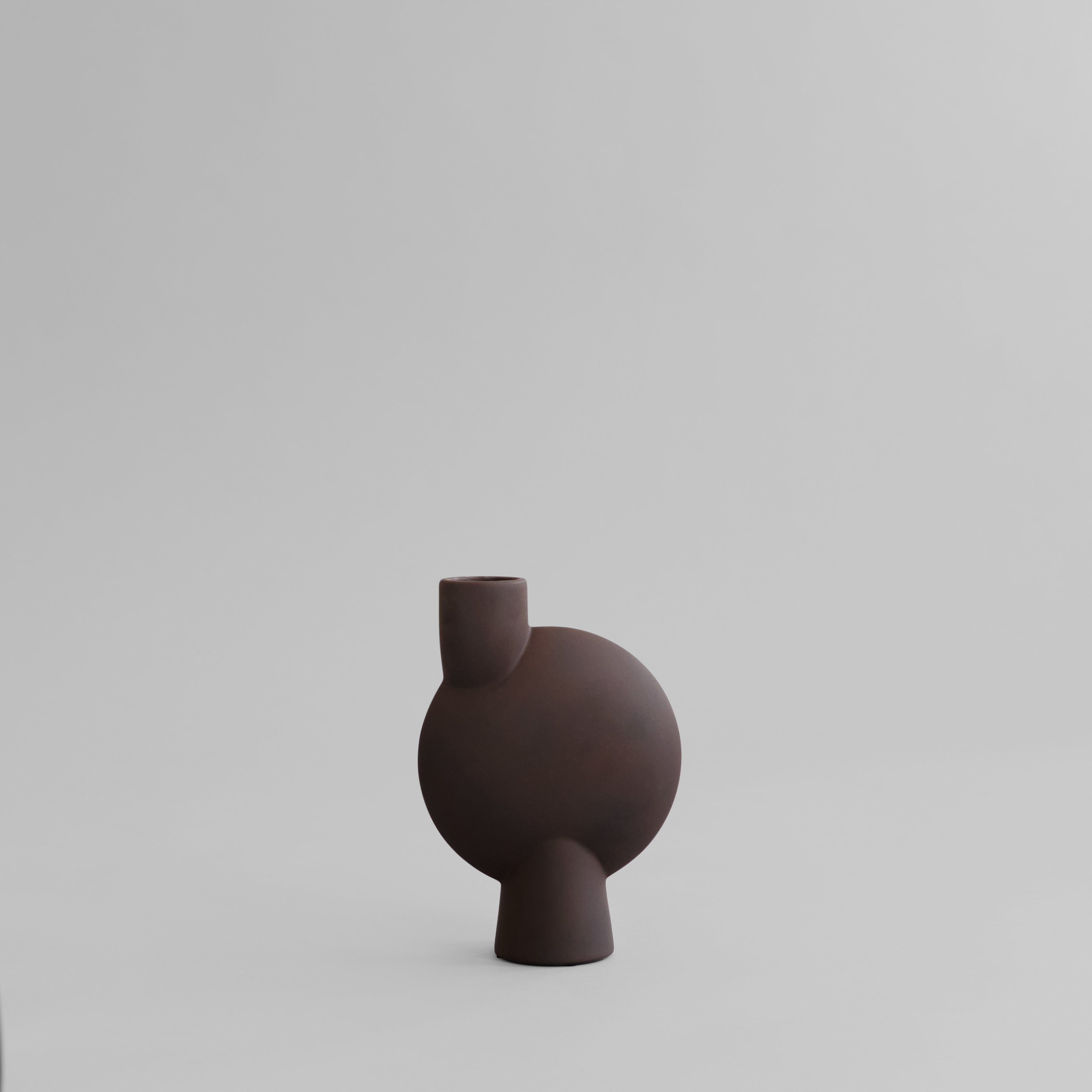 101 CPH Sphere Vase Bubl, Medio – Chocolate Brown