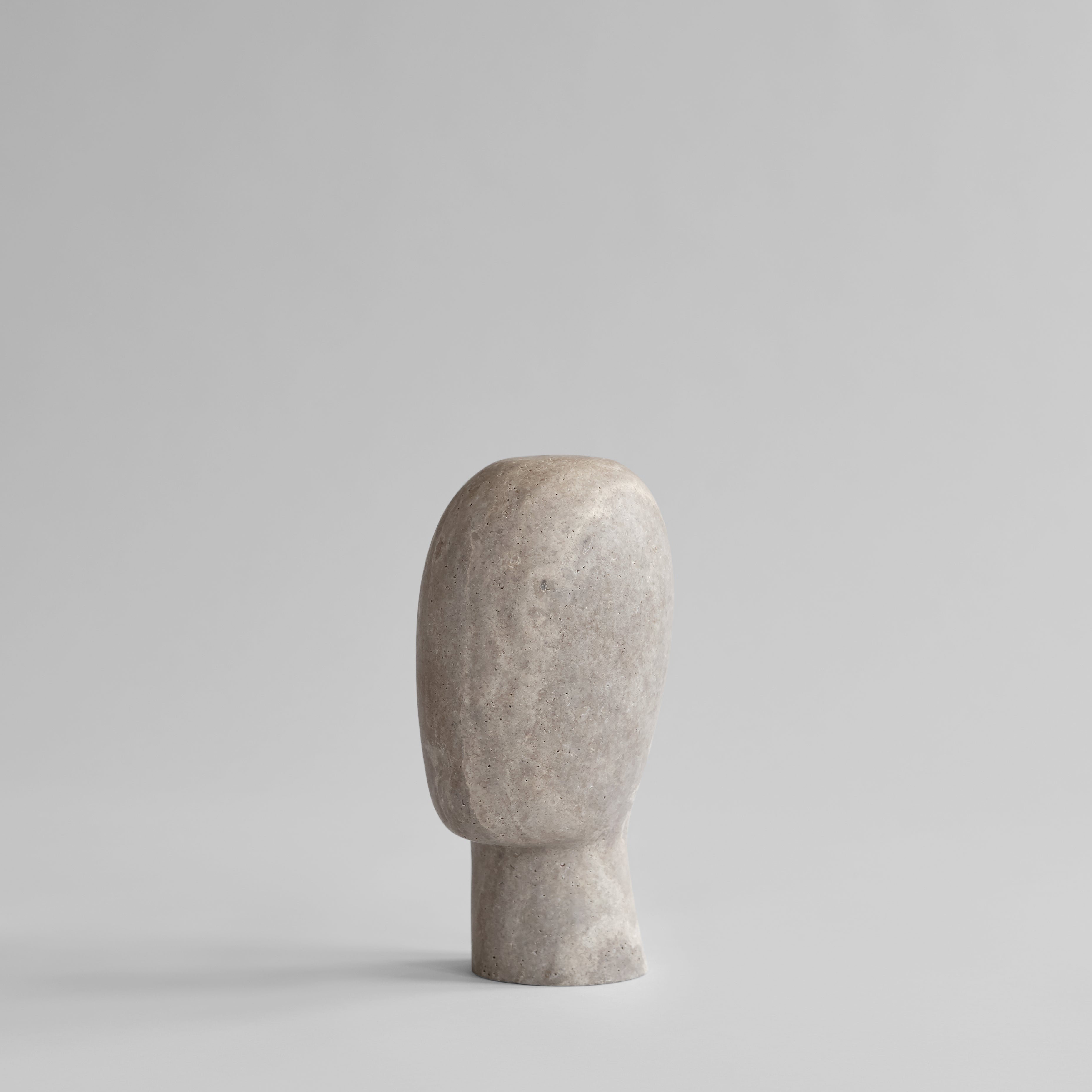 101 CPH Head Sculpture, Medio - Silver Travertine
