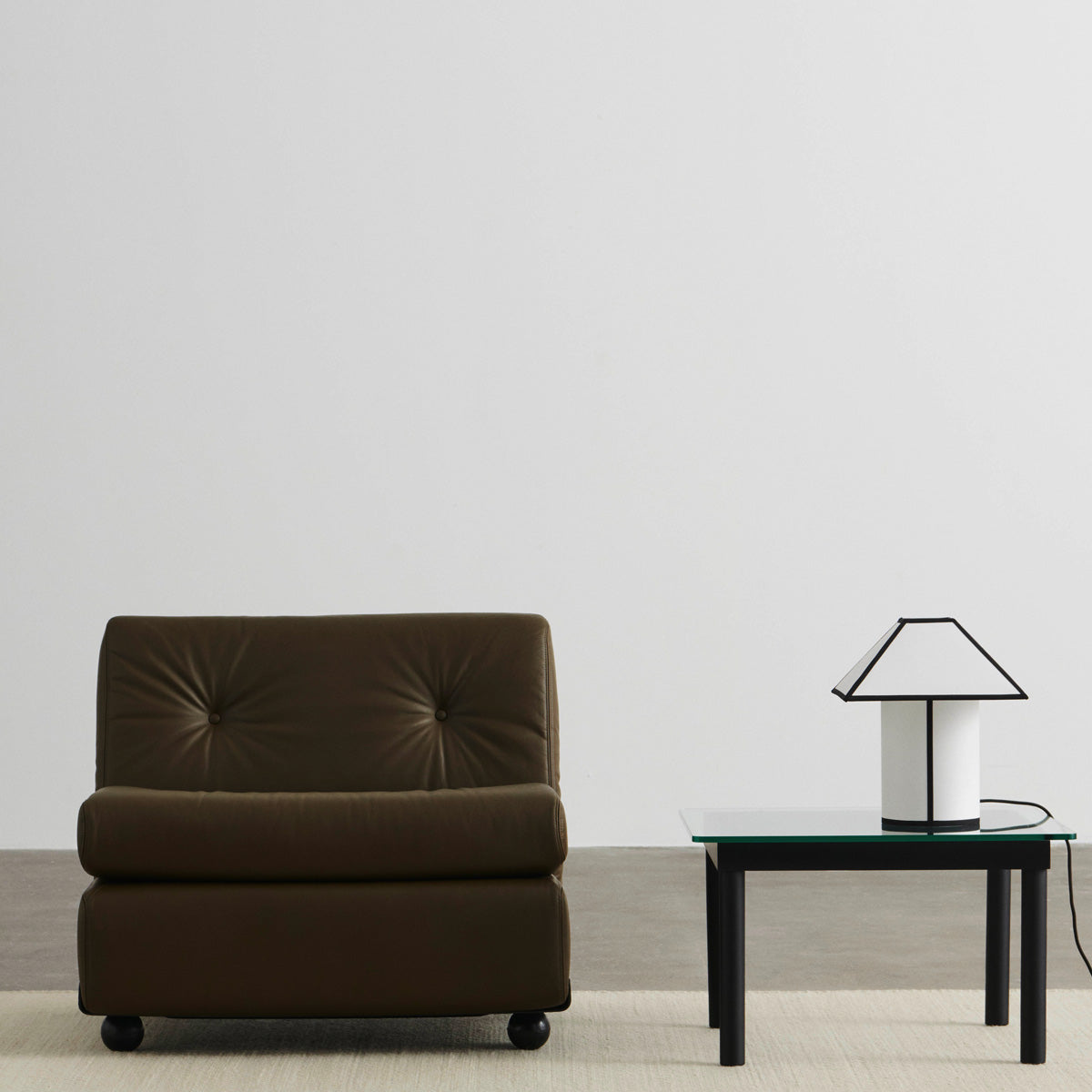 HAY Ava Pyramid Table Lamp - 290 - White