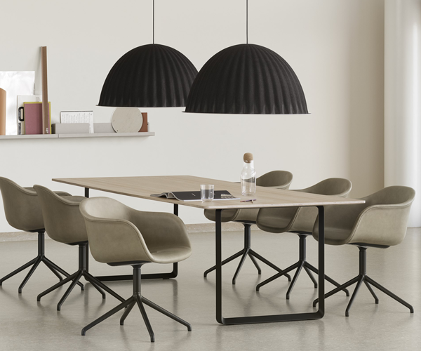 Muuto 70/70 bord - Massiv Eg - 295x108cm.