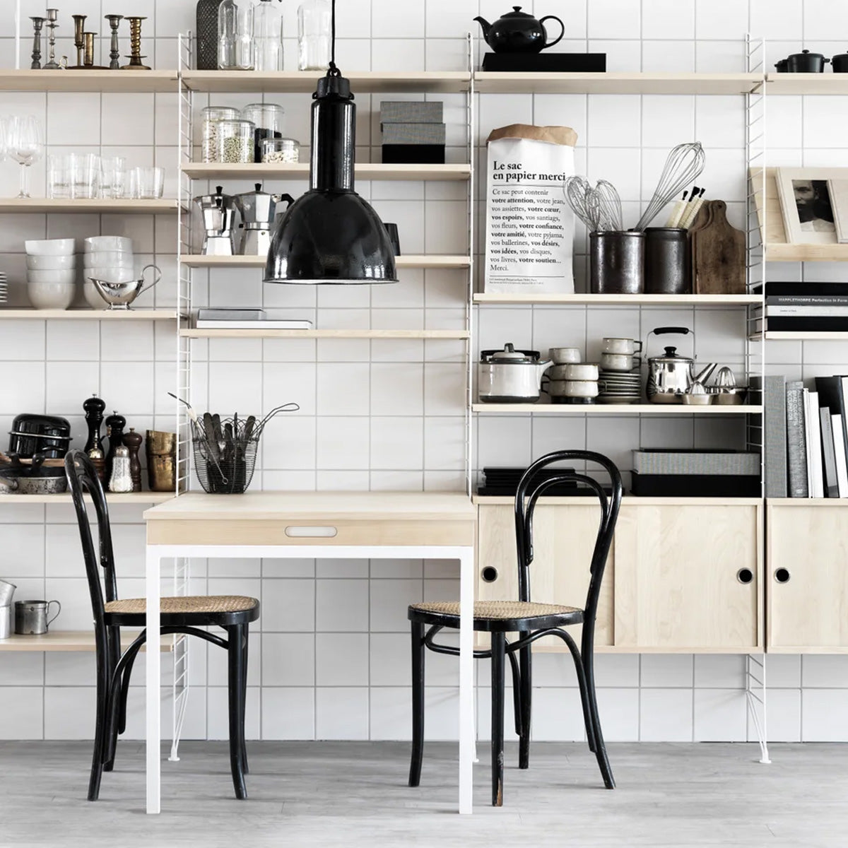 String Shelves 58 x d20 - Ash