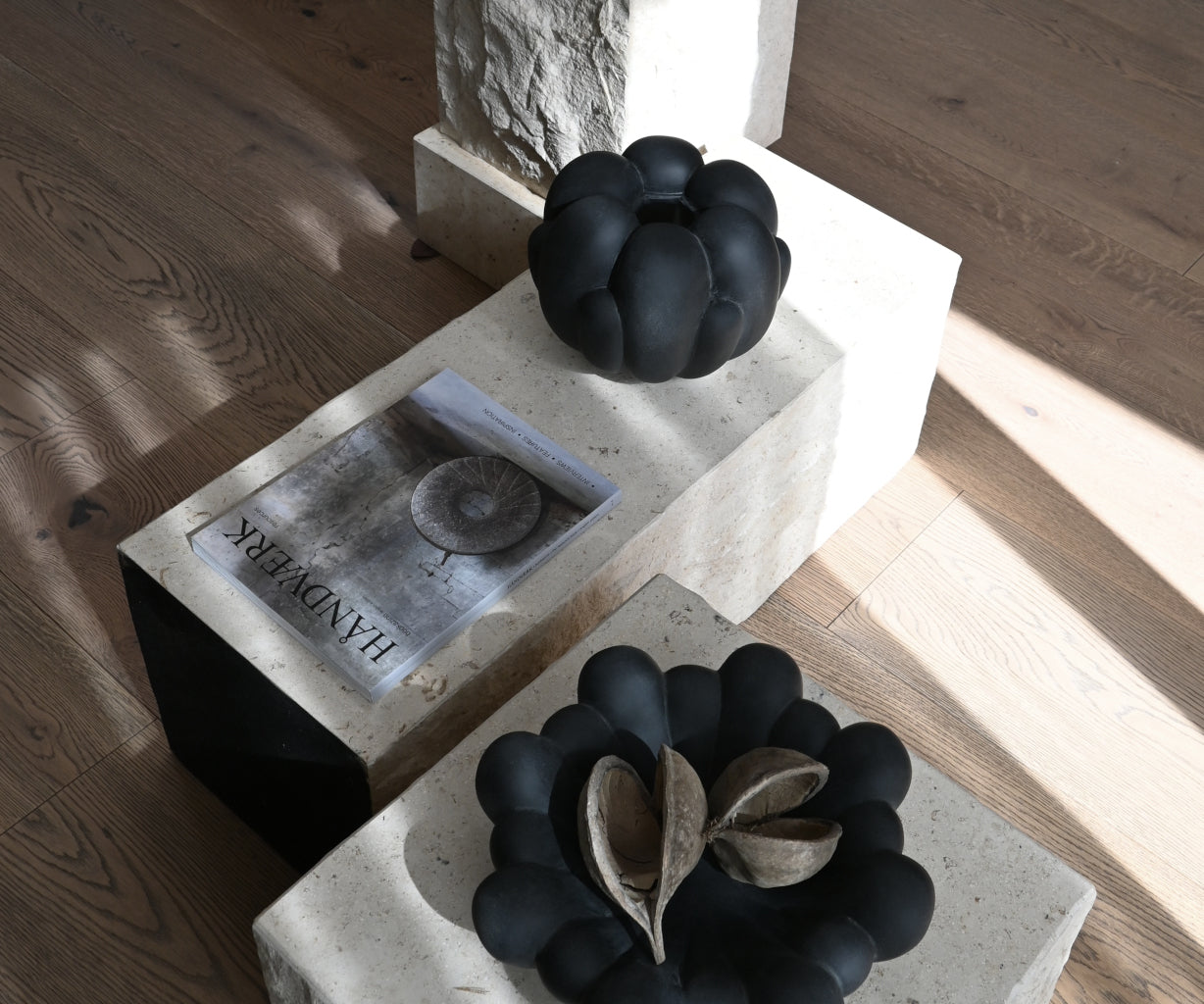 101 CPH Bloom vase - Petit - black