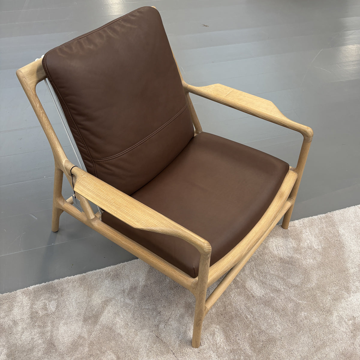 Gazzda Dedo Easy Chair - Brun Dakar Læder - DEMO.