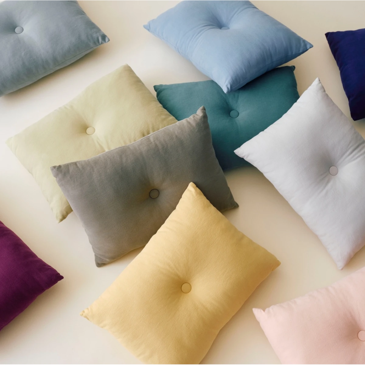 HAY Dot Cushion - Linen - Blue