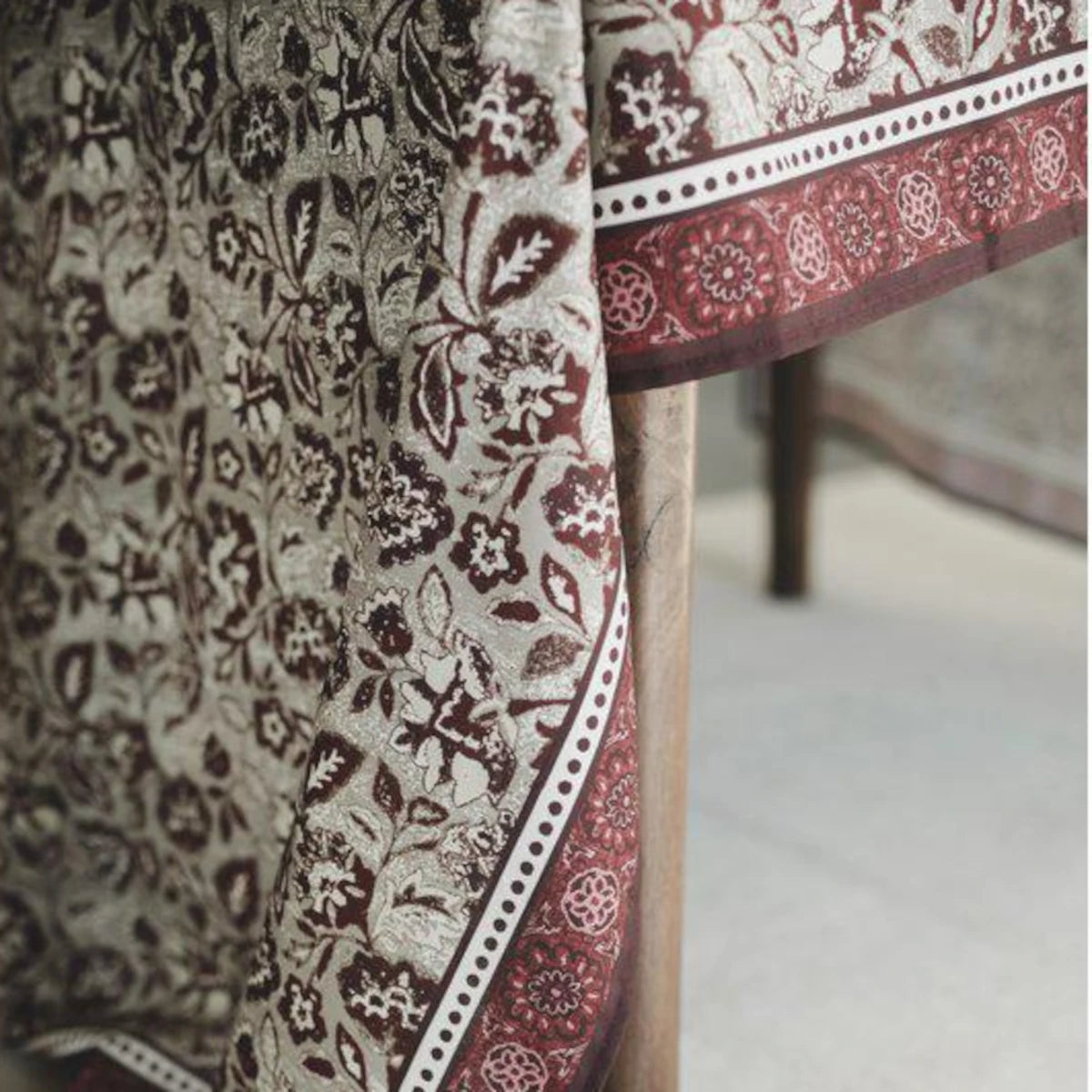 Jakobsdals Zerisse dug - beige/bordeaux - 140x280