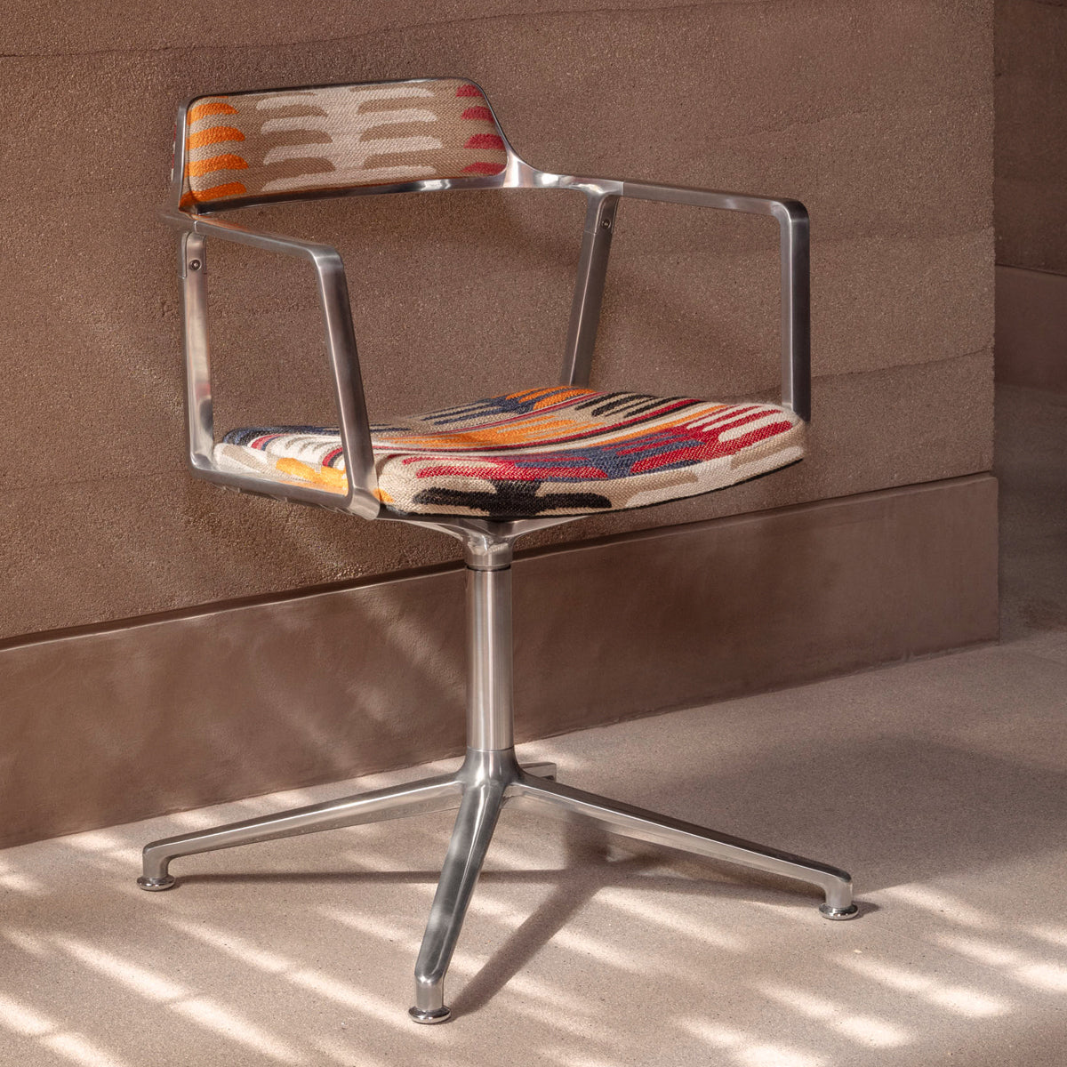 Vipp 452 Swivel Chair - Todos Santos - Limited Edition