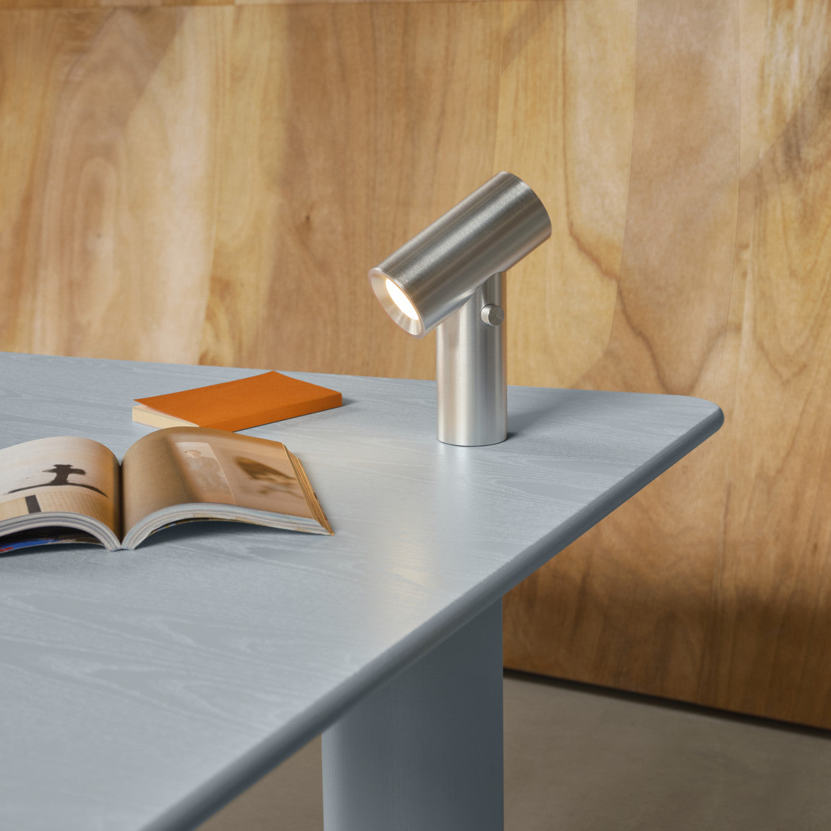 Muuto Re-Norm Table
