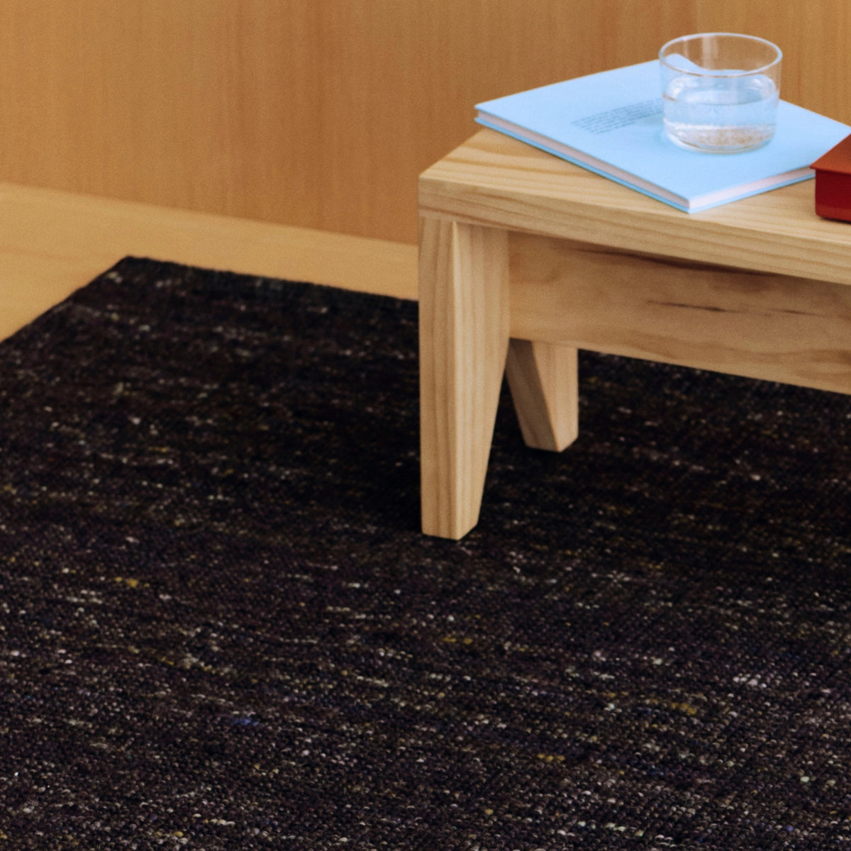 HAY Crayon Rug - Plum - 300x400