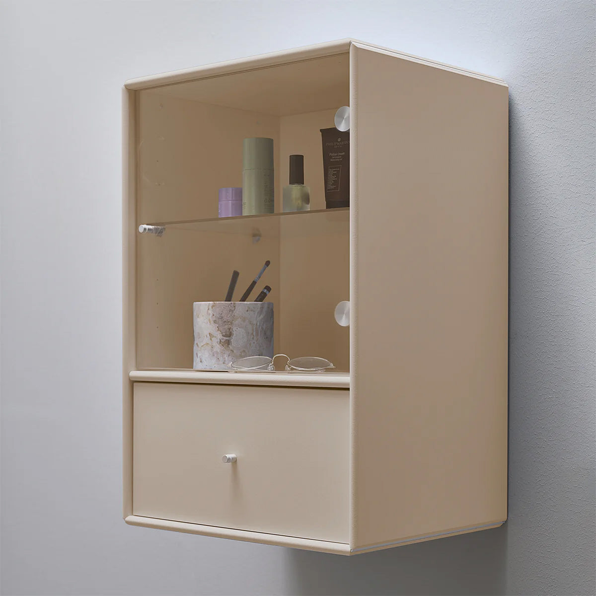 ByAulum Quadrant Sunrise Vitrineskab