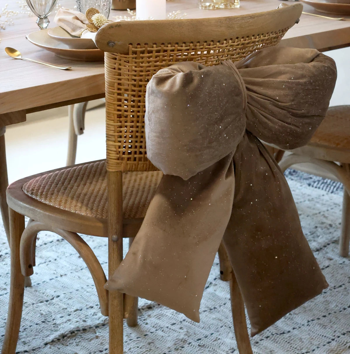 Chic Antique Velour sløjfe - mocca - 50x40