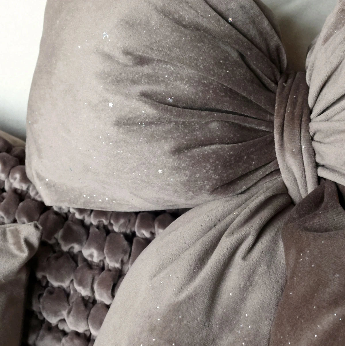 Chic Antique Velour sløjfe - mocca - 50x40