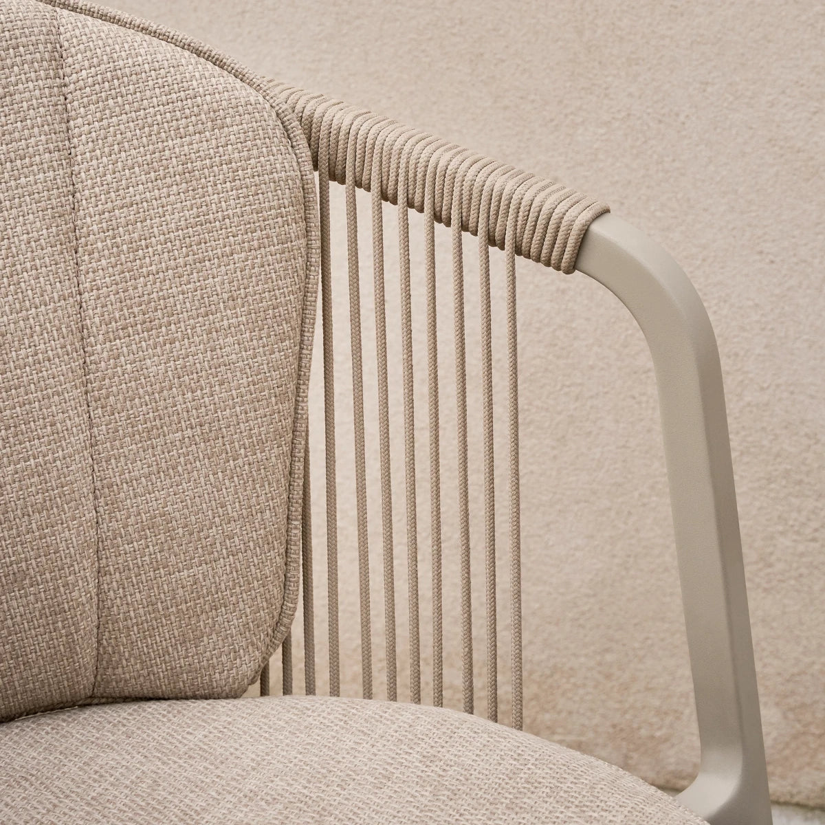 Vipp 712 Lagrasse Lounge Chair